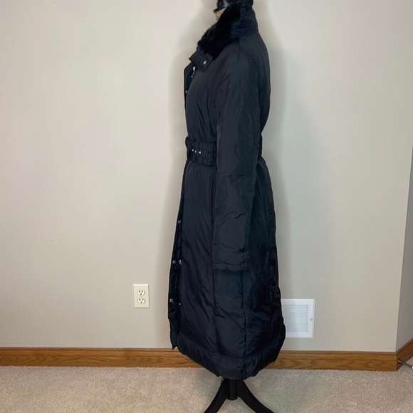 Winter long jacket from DKNY. - Picture 1 of 7